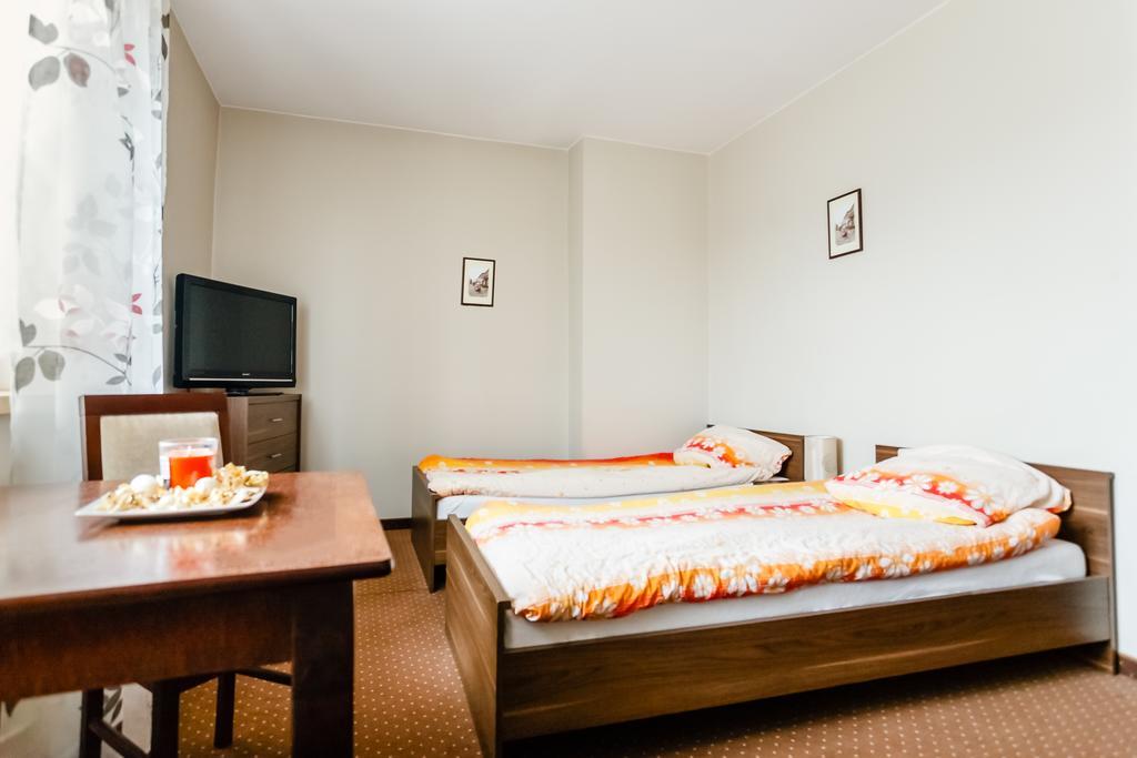 Апартаменты Sleep In Ломжа Номер фото